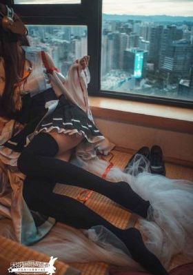 漂亮的女老师电影_720免费观看电视剧