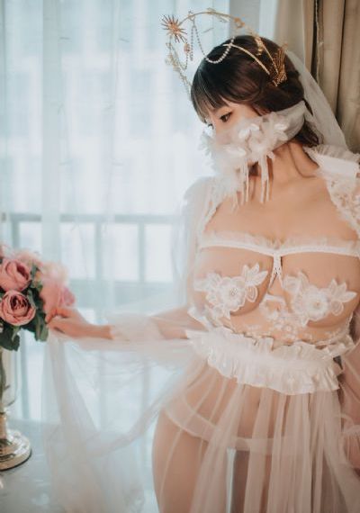 大胸美女电影_剧情片高清在线