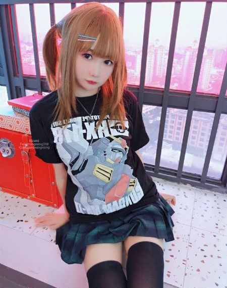 姐姐的闺蜜3_720电影在线观看