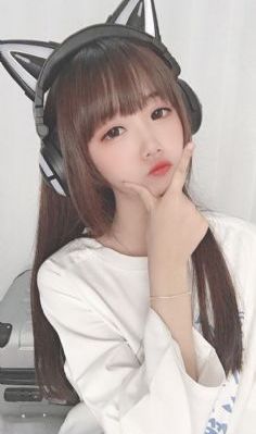 月光宝盒高清免费观看全集_十万网红美女美酱