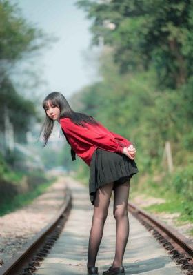 免费韩剧姐妹在线观看_HD720P欧美电影在线